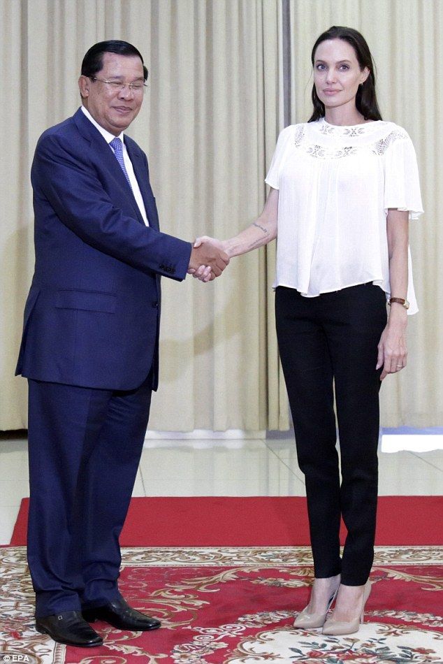 2C6B585B00000578-3238397-image-a-71 1442492690209 71785