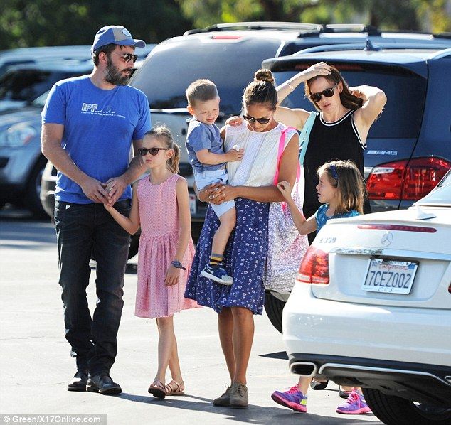 2C8FA37300000578-0-image-a-13 1442773742069 0fe9c