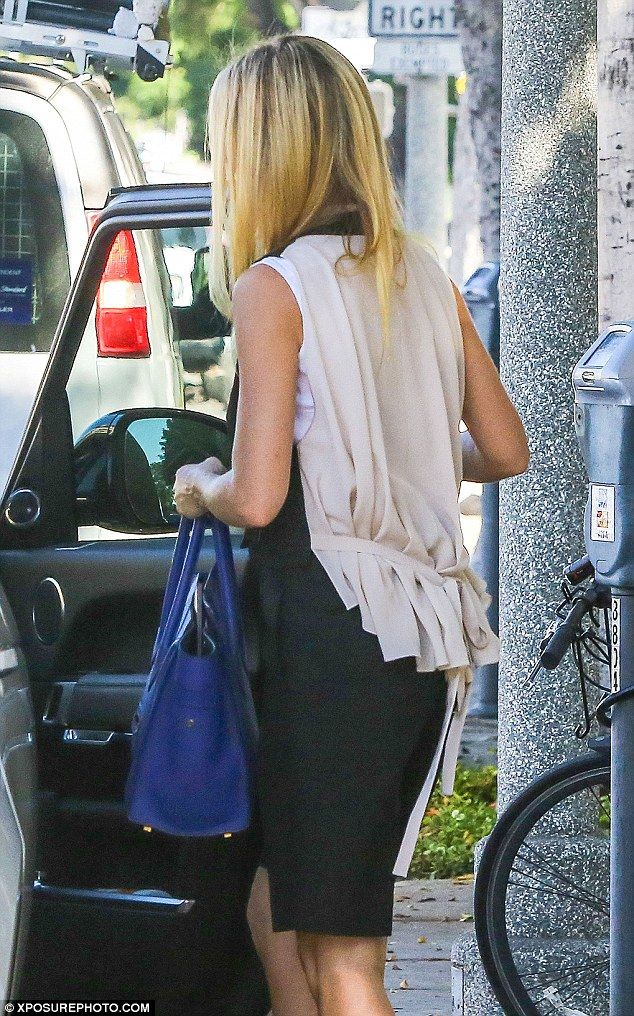 2CEC925200000578-0-image-a-11 1443606705478 76c99