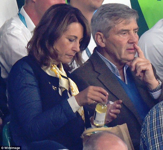 2D0E5CC600000578-3259386-image-m-13 1443958814242 55b86