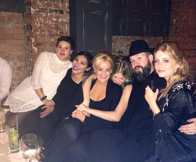 2D23FC9E00000578-3262496-image-a-51 1444162847895 a63b7