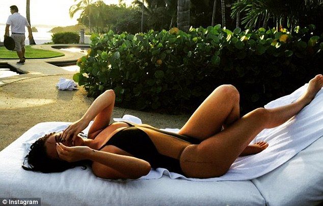 2CFBF4B500000578-3264382-image-m-10 1444272049244 fb901