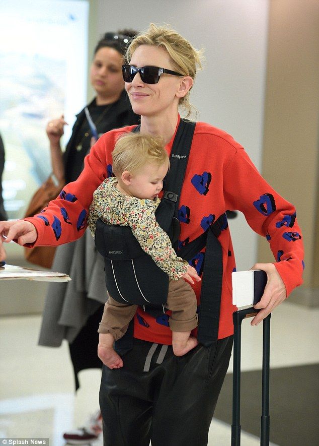 2D52024100000578-0-image-a-13 1444643628643 8dd2b