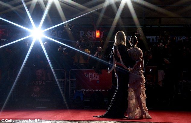 2D6A7A9100000578-3272774-image-a-69 1444849445379 31f11