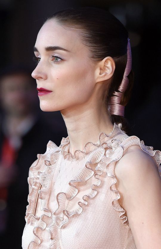 rooney-mara-hairstyle-carol-premiere-2-w540 80de8