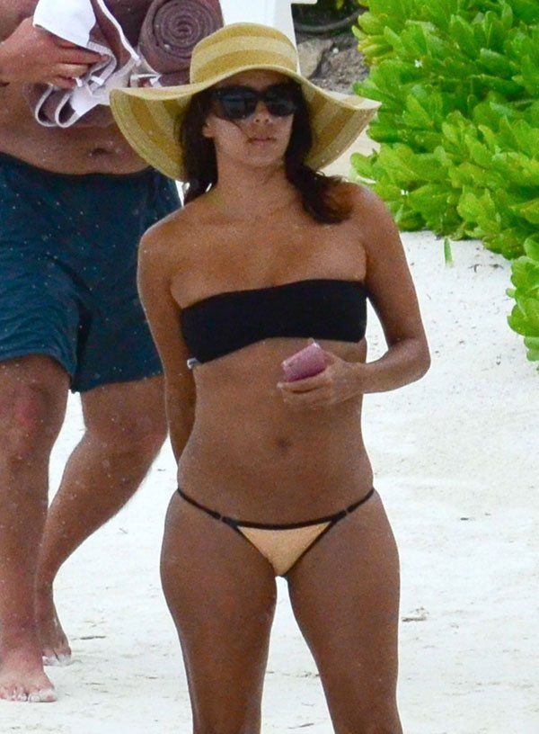 eva-longoria-removing-lower-back-tattoo-tramp-stamp-01 574f0