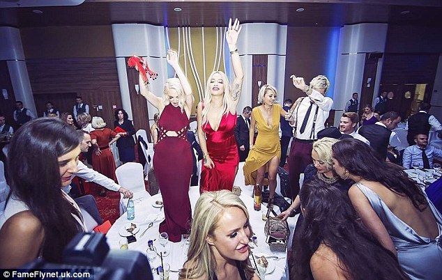 2D86E2DB00000578-0-image-a-42 1445211282858 f7980