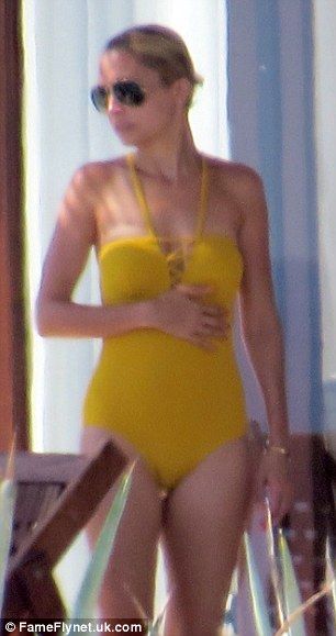 2D89533E00000578-0-image-m-90 1445200791443 c2aac