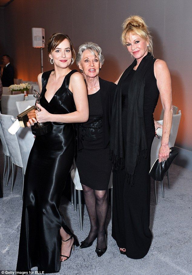 2D94241900000578-3280344-image-a-13 1445326364444 3c197