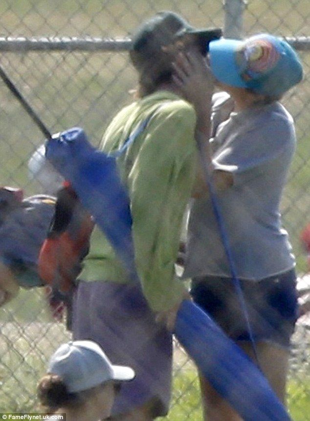 2D96389D00000578-0-image-a-52 1445341244598 267b7