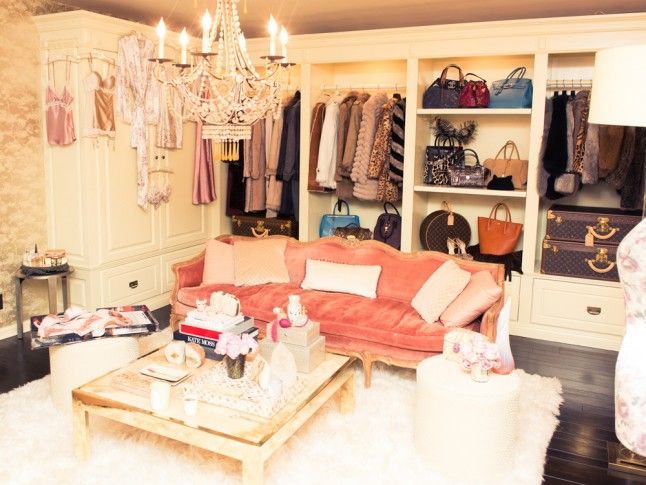 Rosie-Huntington-Whiteley-celebrity-closet b7248