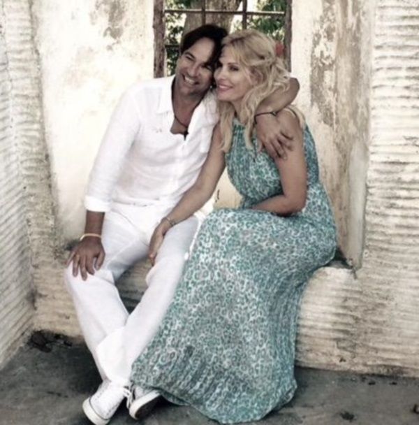 menegaki-pantzopoulos-vaftisi1 3d2be