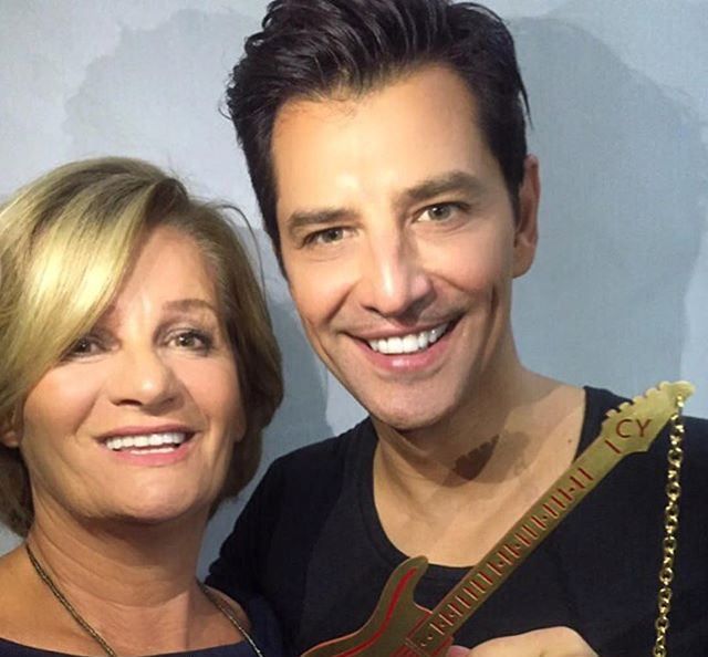 sakis-rouvas-mama-tou 39120