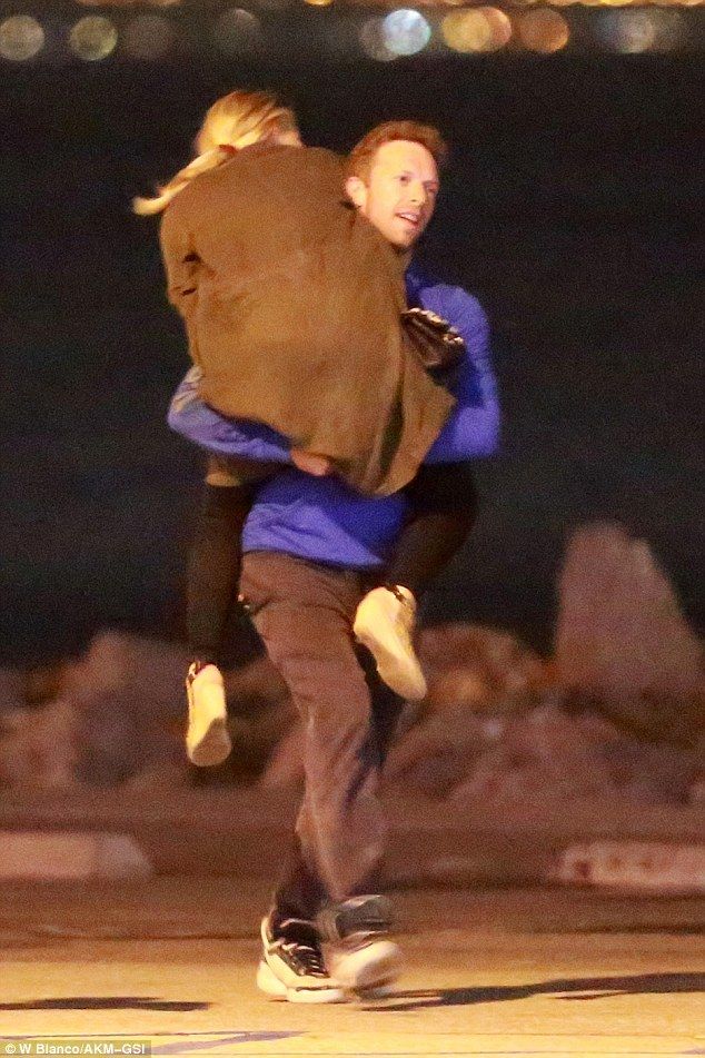 2DEB21E900000578-3295673-image-a-40 1446146467052 0ab80