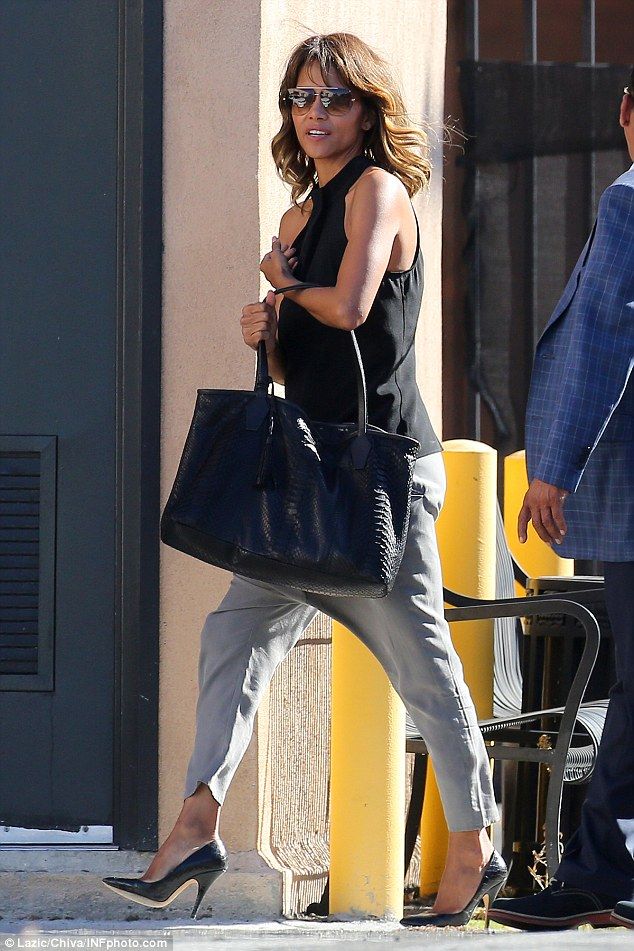 2DEB220600000578-3295609-image-a-17 1446143720950 e64bc