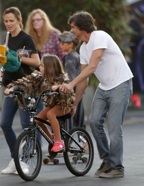 jennifer-garner-new-boyfriend-after-divorce-1 9a9ec