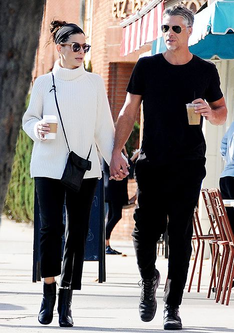 1446833653 sandra-bullock-bryan-randall-lg 20509