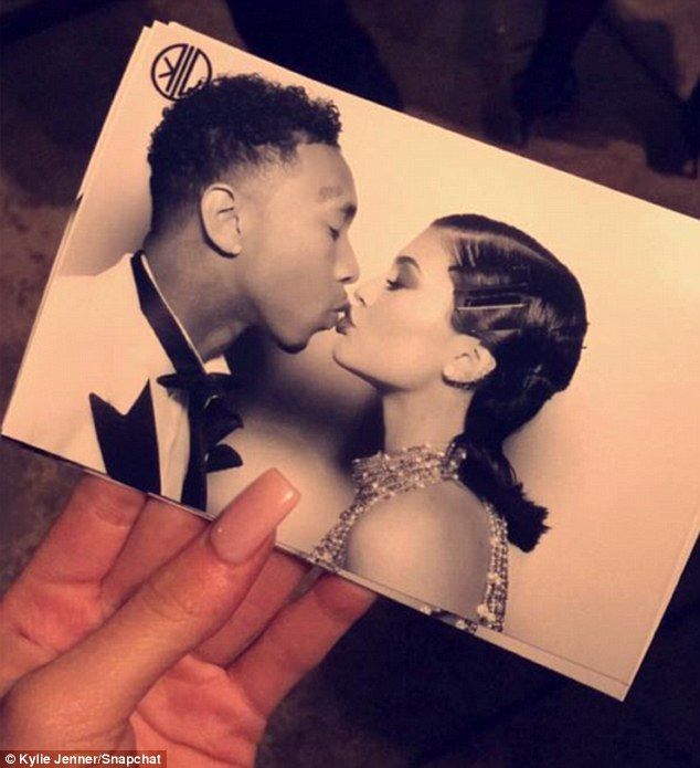 2E31C09500000578-3308003-image-m-121 1446872098776 af101