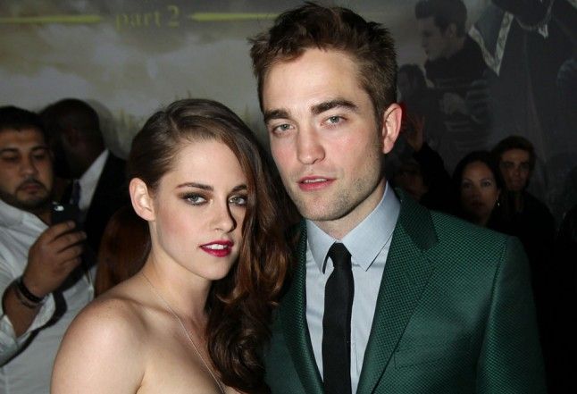 robert-pattinson-kristen-stewart-LL f4400