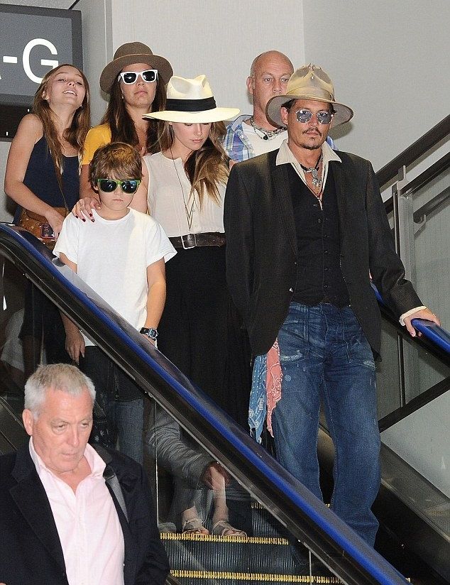 2E6187CA00000578-3315637-image-a-15 1447345235802 0f8cb