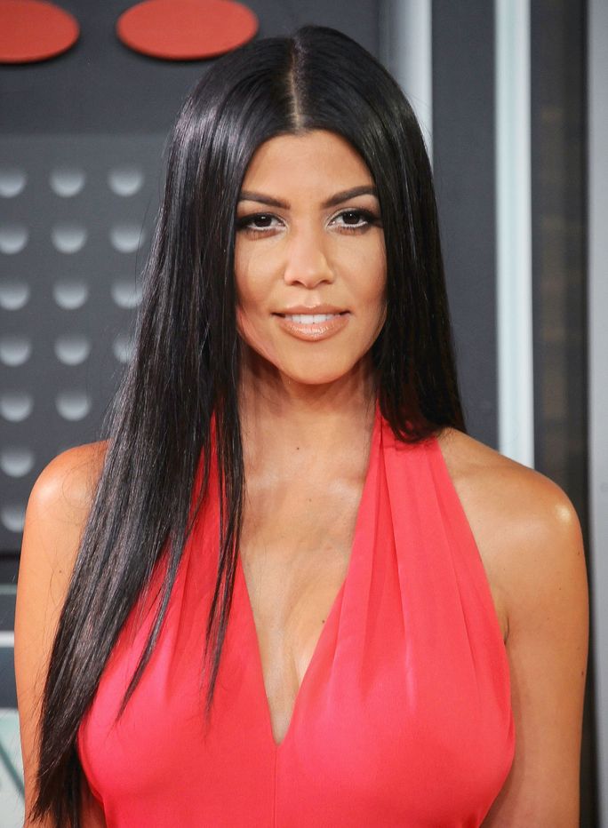 090815-kourtney-kardashian-at-2015-vma-awards 423b3
