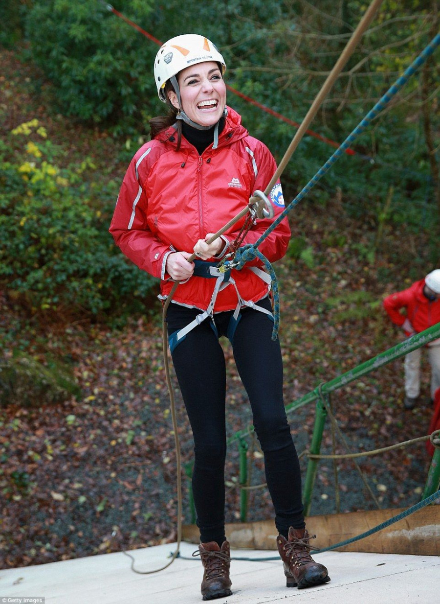 kate middleton anarrixisi 2b02e