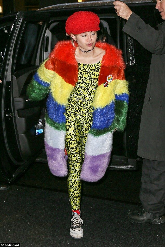 2EF8621900000578 3342071 image a 102 1449045951666 a4159