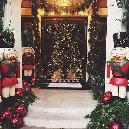 1418556783 xmas 1 802ee