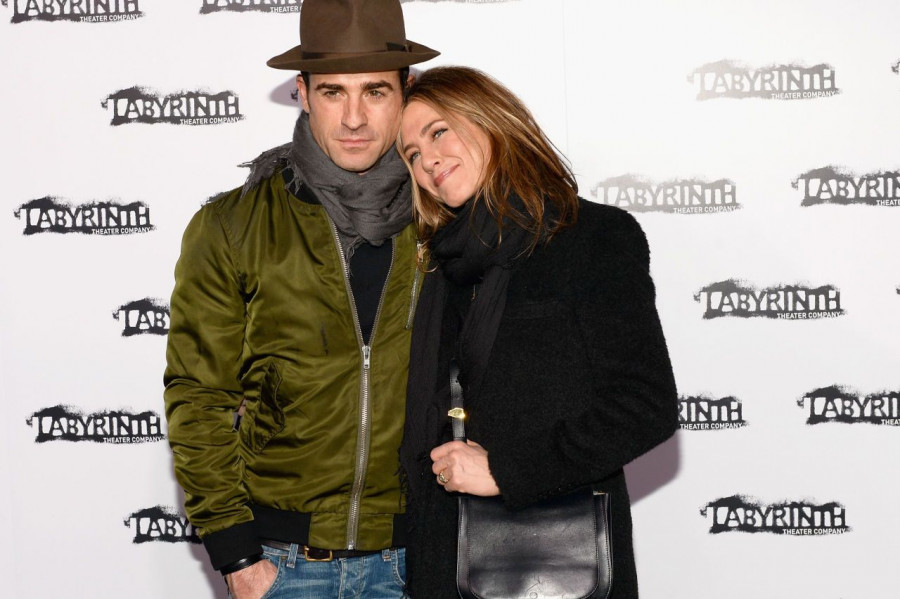 gallery 1449260948 jennifer aniston justin theroux celebrity weddings 2015 7a603