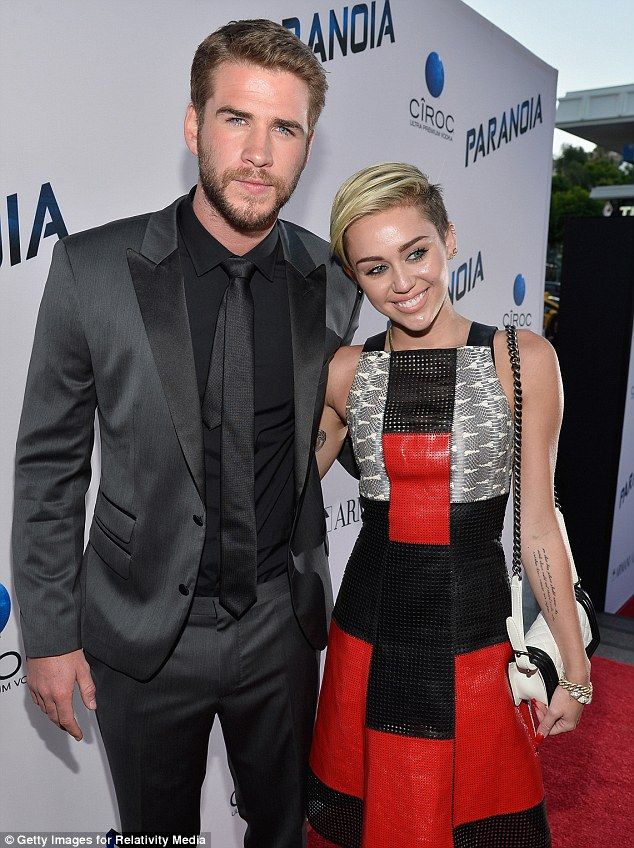 2FA0E99700000578 3382400 image a 18 1451781389417 904b6