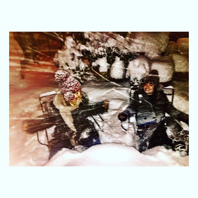 kate hudson snow1 e08ce