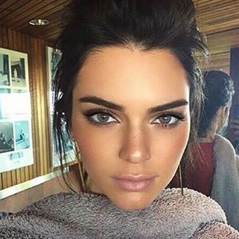 kendall jenner blue eyes a3211