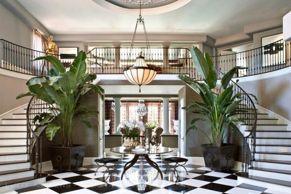 091515 kris jenner home tour slide 3 e3c52