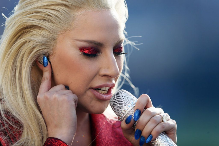 Lady Gaga Hair Makeup Super Bowl 2016 2 2e075