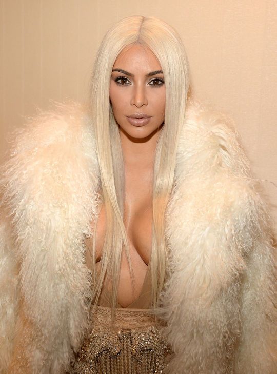 kim kardashian blond hair fashion week w540 ca256