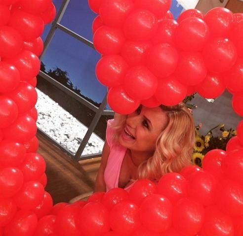 493 b0fe0a1f 4bb3 4c4d b502 4deb2ad1a5ec 98011