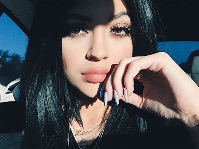 kylie jenner nails d226e