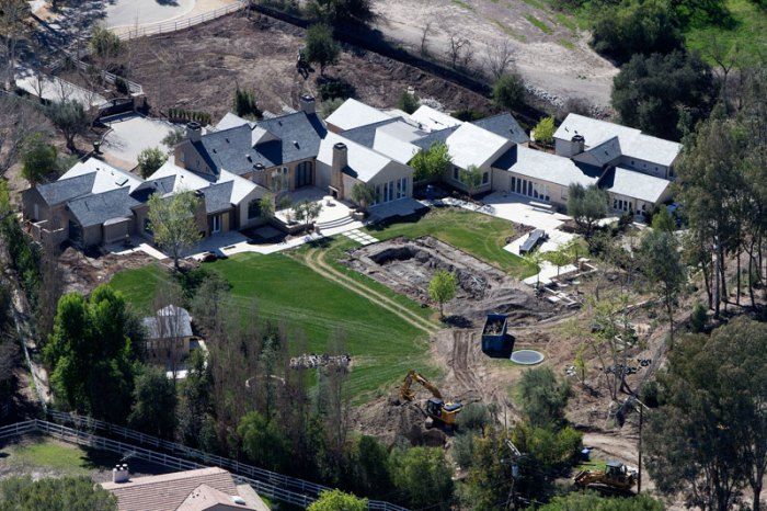 kanye west kim kardashian renovation divorce 40 05b65