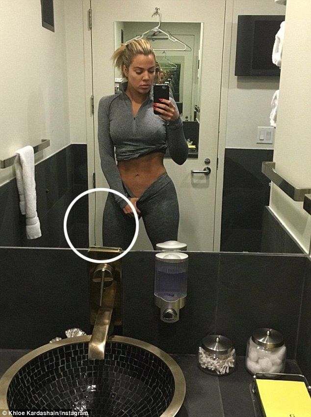 31860F7800000578 0 The altered image Khloe Kardashian was showing off the fruits of a 1 1456371455645 a1069