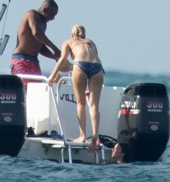 jennifer lawrence bikini photos bahamas 16 8b832