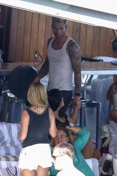 adam levine cheating rumors behati prinsloo pregnant rio blonde 03 b208f