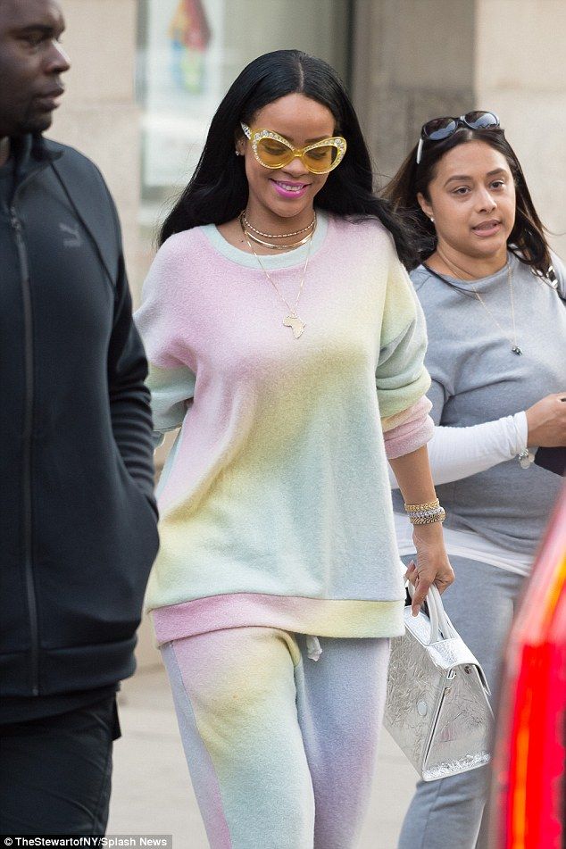 329AFD7100000578 3512139 image a 7 1459150101100 b6ef4