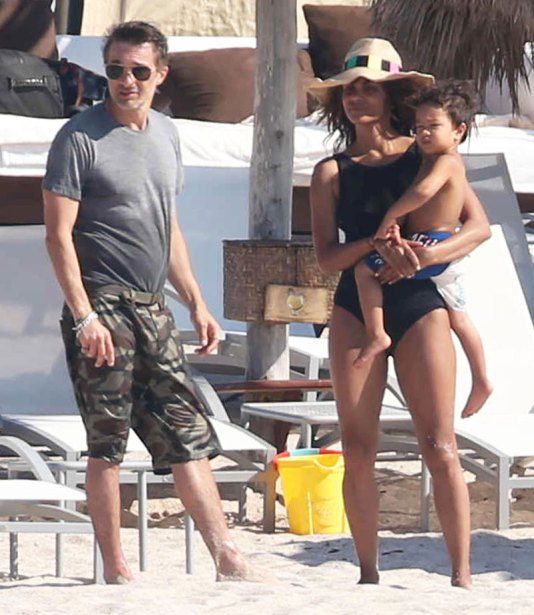 halle berry divorce olivier martinez vacation mexico 2 48162