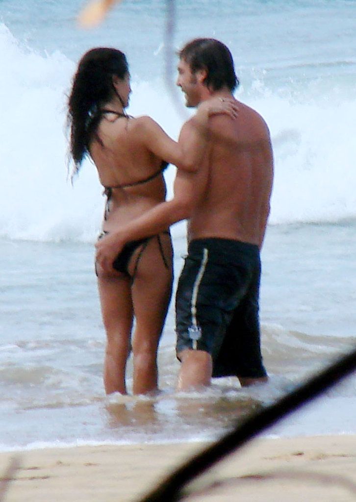 Javier Bardem cuddled up Penélope Cruz during vacation Brazil 42bcd