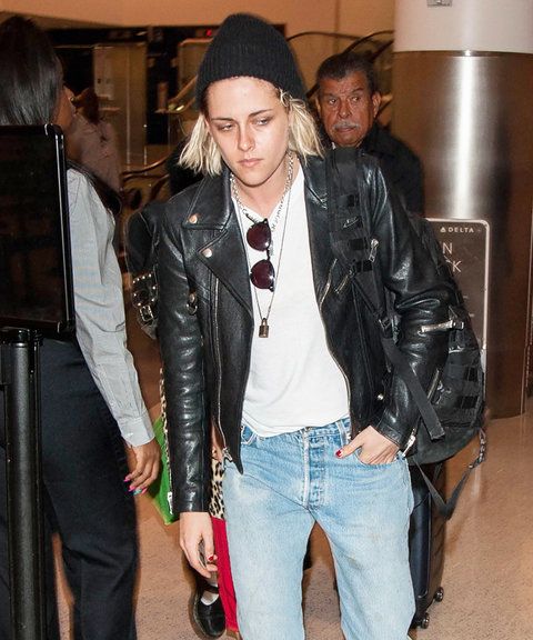 041116 kristen stewart blonde embed 6d7ed