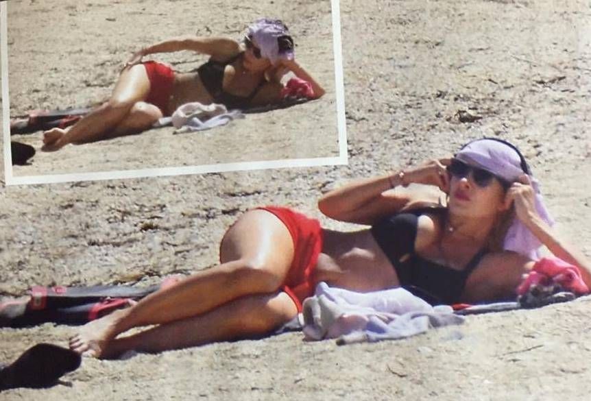 menegaki me magio 2016 ad405