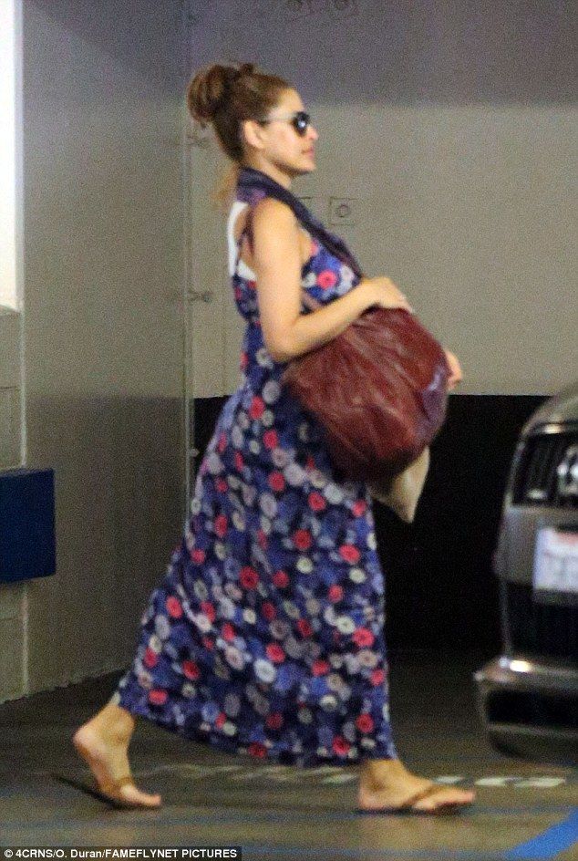 eva mendes egkymosini 1 a87ec