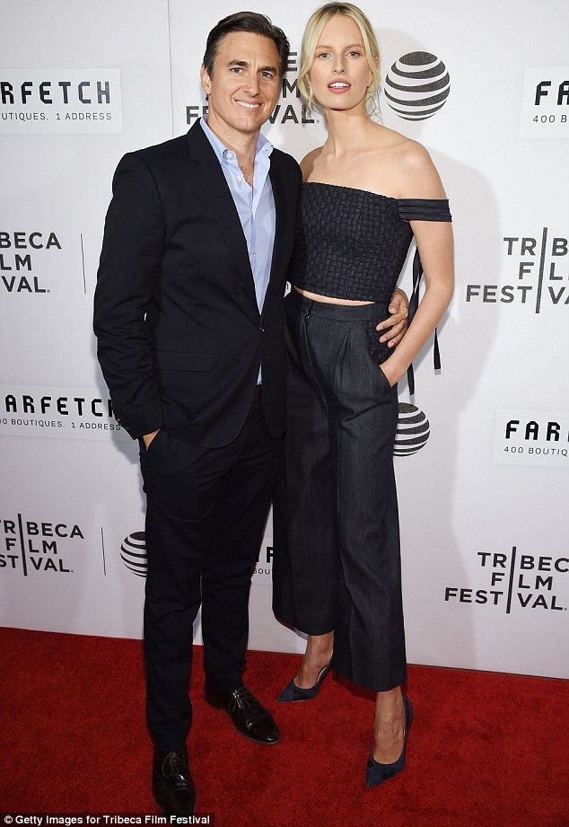 3328099200000578 0 image m 18 1460598119828 0689a