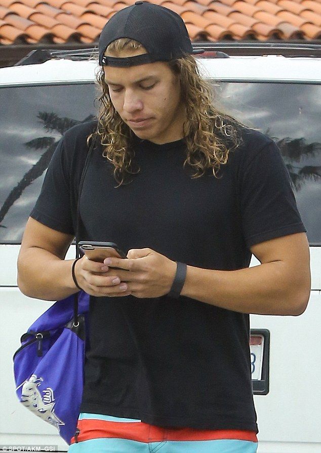 330CF7B000000578 3533410 image a 20 1460355865150 b3111