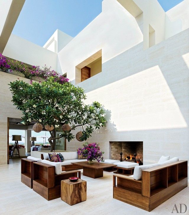 inside george clooney and cindy crawfords 100 million mexican mansions 1734798 1460763528.640x0c 59a19